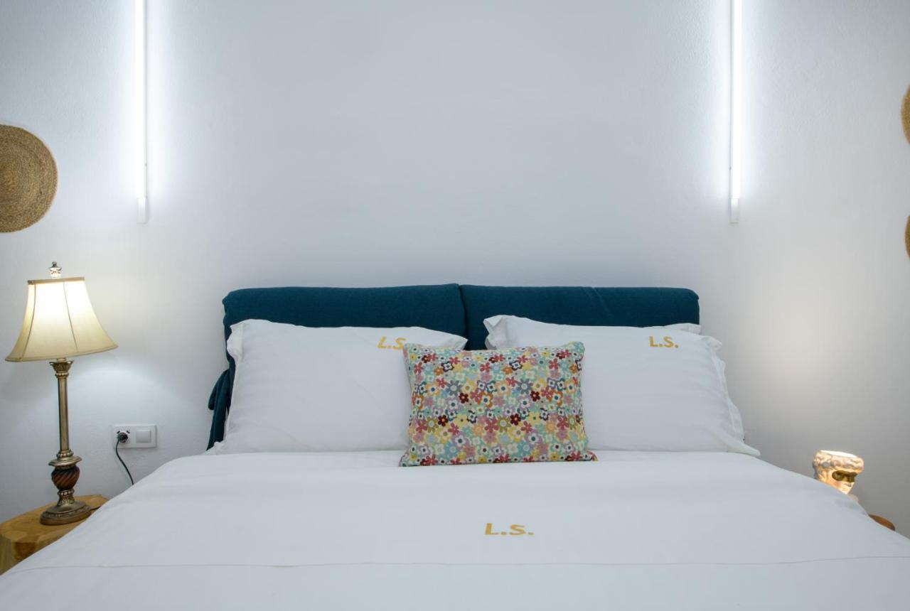 Lucky Suites (Adults Only) Resmo Dış mekan fotoğraf