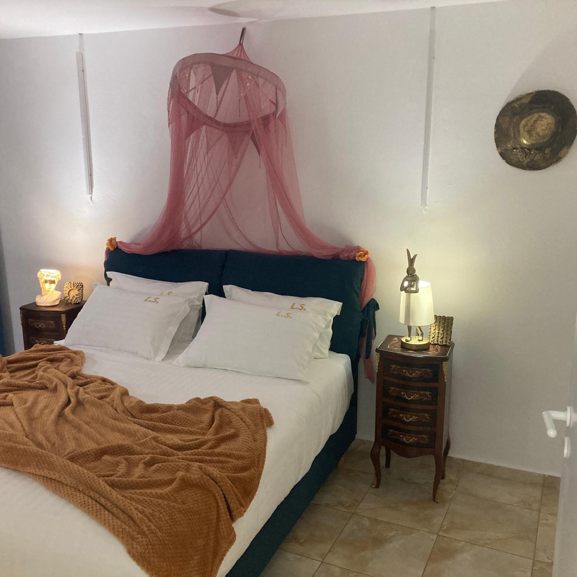 Lucky Suites (Adults Only) Resmo Dış mekan fotoğraf