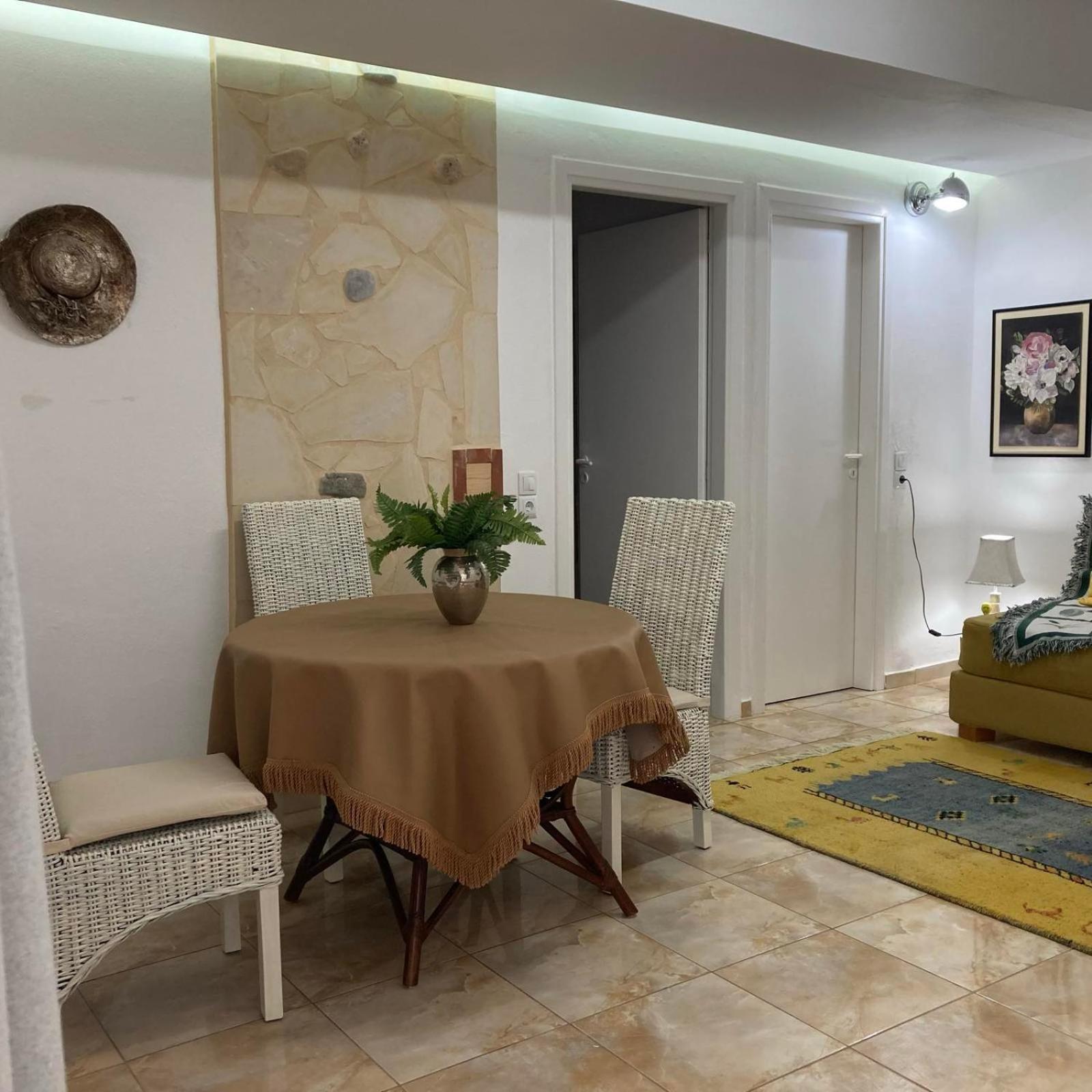 Lucky Suites (Adults Only) Resmo Dış mekan fotoğraf